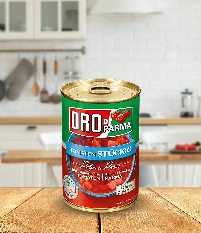 Chopped tomatoes from ORO di Parma in a 425ml can.