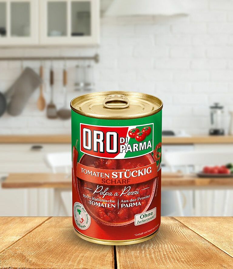 Hot chopped tomatoes from ORO di Parma in a 425ml can.